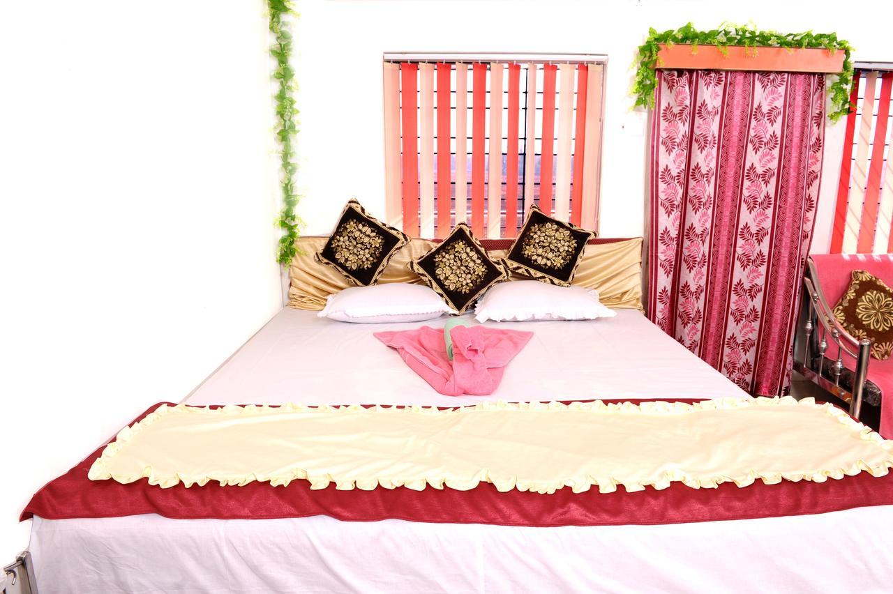Jayanti Hotel Тарапит Екстериор снимка