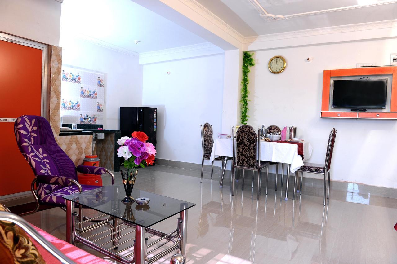 Jayanti Hotel Тарапит Екстериор снимка