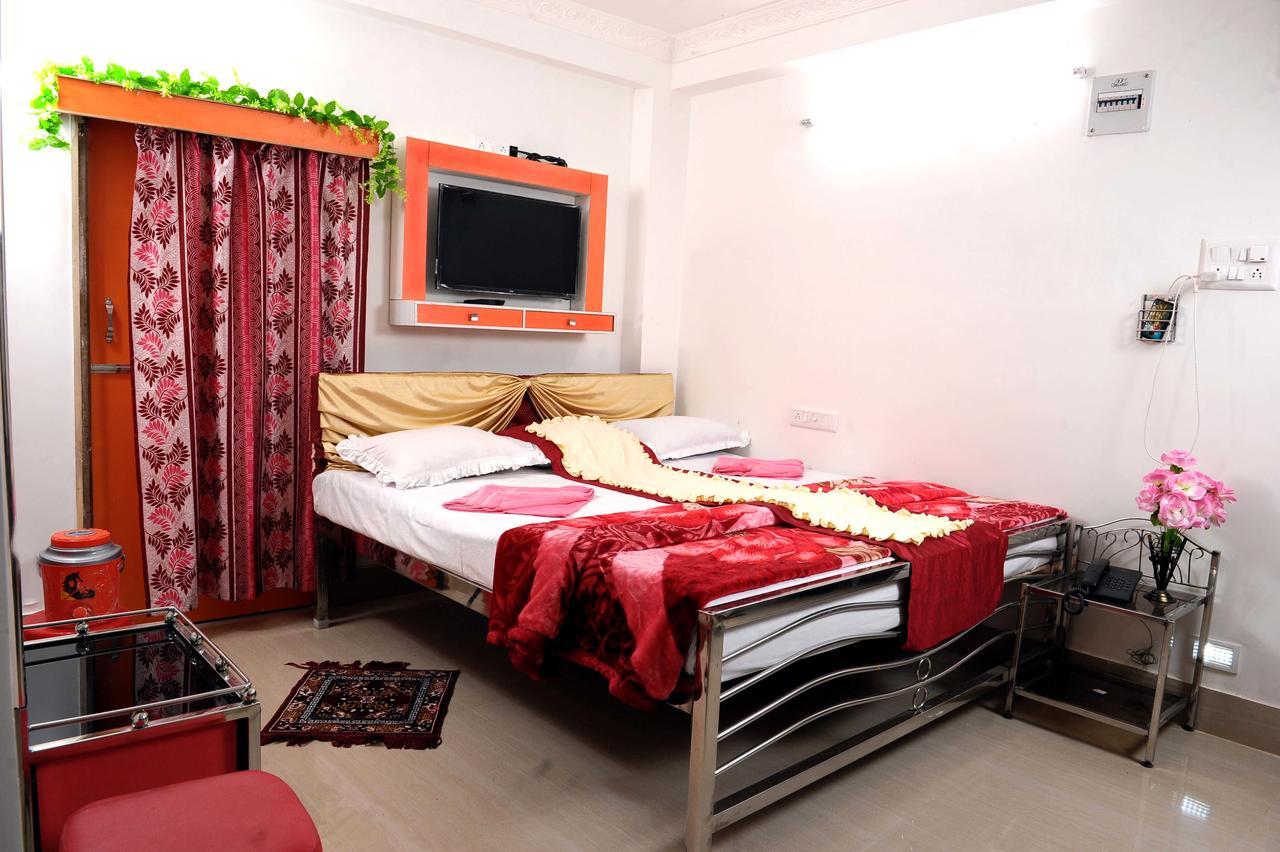 Jayanti Hotel Тарапит Екстериор снимка